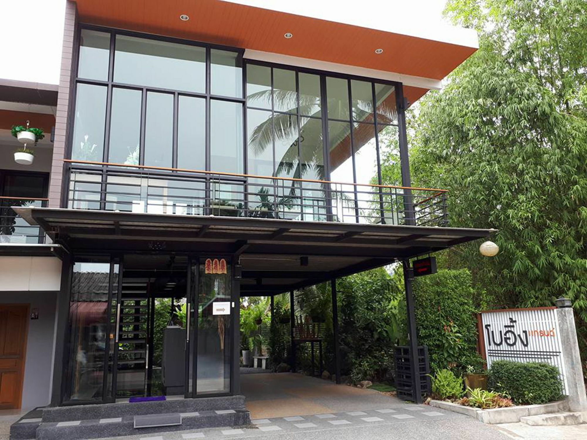 Boeing Grand Hostel Nakhon Si Thammarat Exterior photo